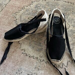 Toni Pons Valencia Espadrilles with Strings (41)